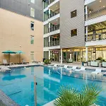 Lush Downtown Condo On Riverwalk W King Ste, Free Parking, Pet Friendly, Centrally Located On Riverwalk